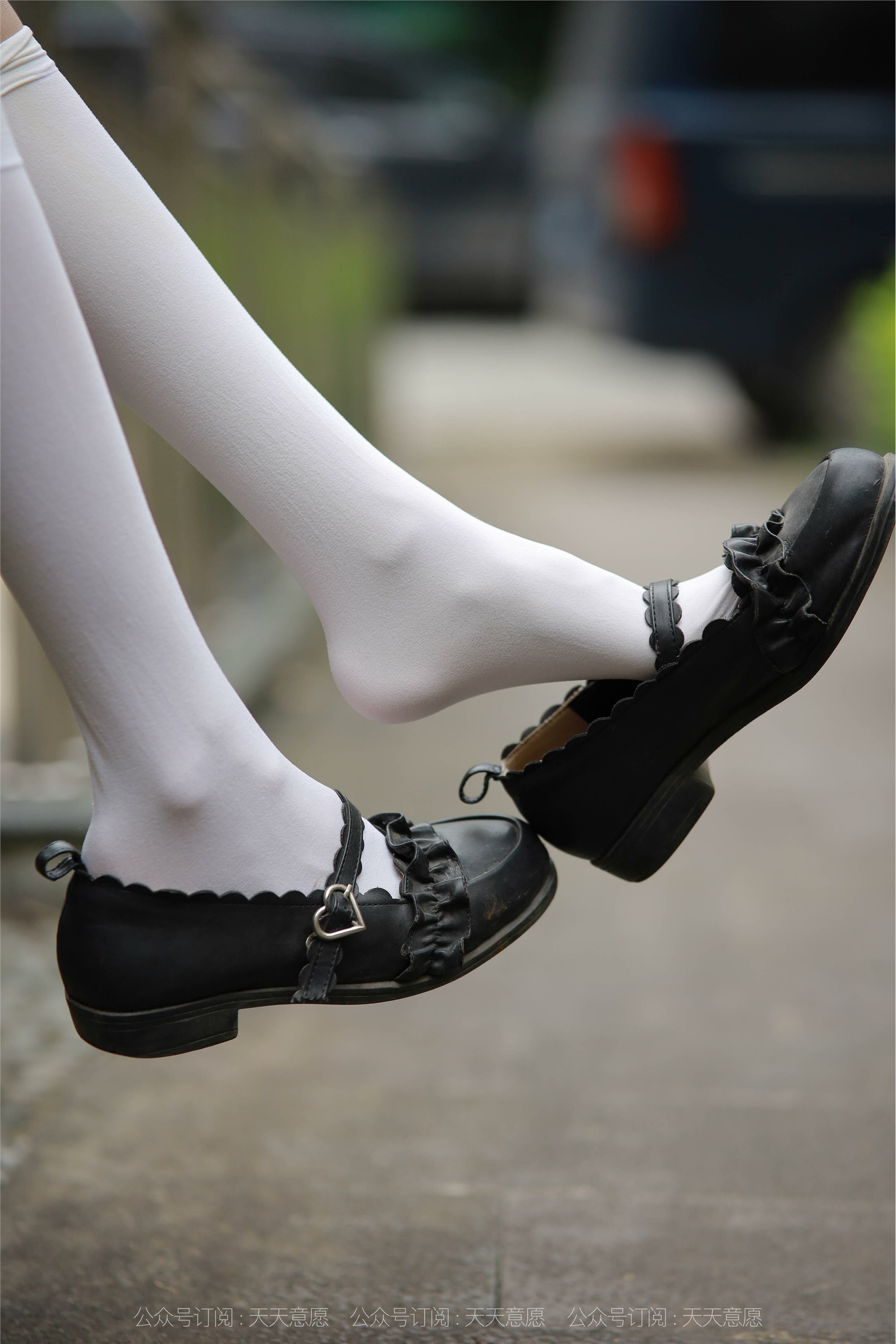 IESS异思趣向  2021.11.02 丝享家963：团团《长腿JK装》